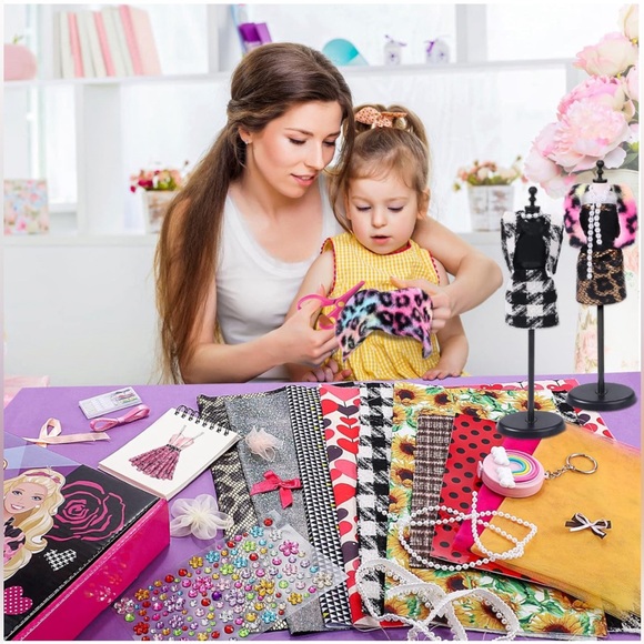 Lorfancy 400+ Fashion Design Kit For Kids - Picture 7 of 9